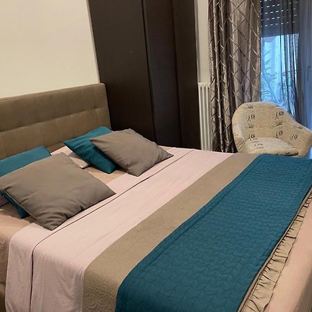 Decoluxe !Apartamento Con 1 Camera Da Letto , In Zona San Paolo , Via Martiniana Turin Extérieur photo