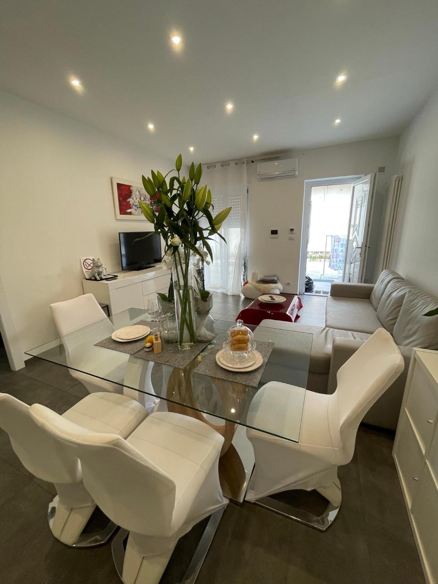 Decoluxe !Apartamento Con 1 Camera Da Letto , In Zona San Paolo , Via Martiniana Turin Extérieur photo